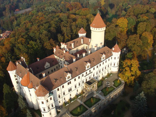Schloss Konopiště, Luftaufnahme