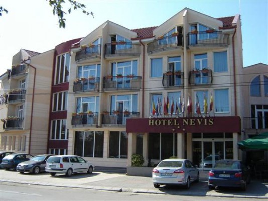 Nevis Hotel, Oradea